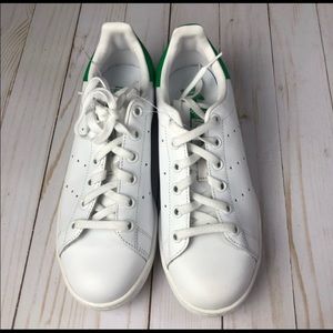 Stan Smith size 7